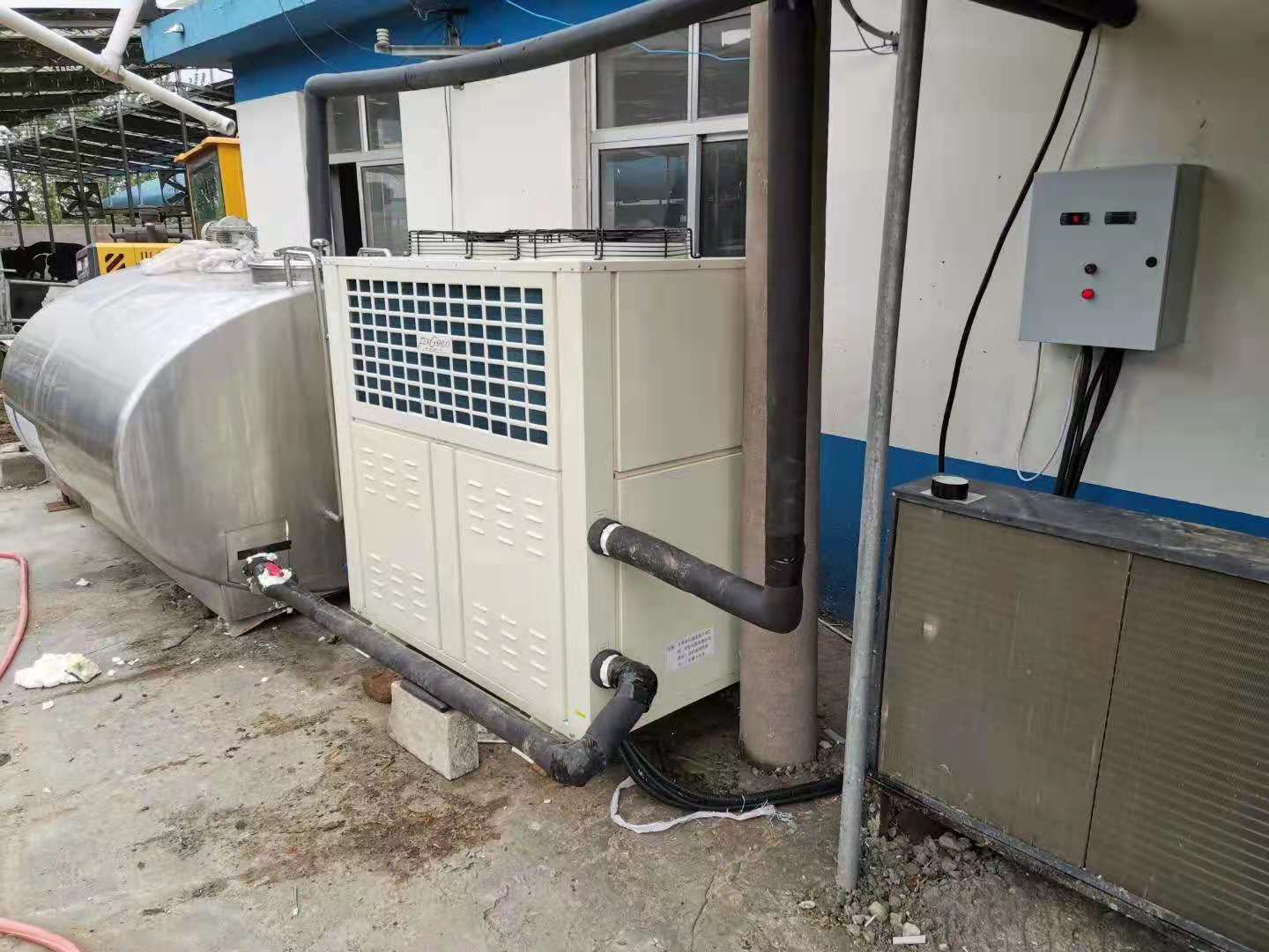 工业冷水机